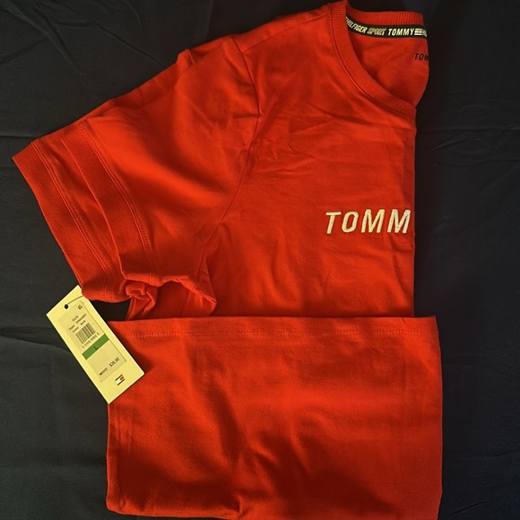 🆕New Tommy Hilfiger Tee size: L - Picture 12 of 12
